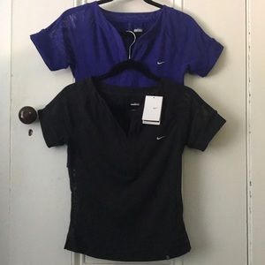Nike tennis shirts sizeXS
